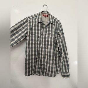 Simms make fishing shirt